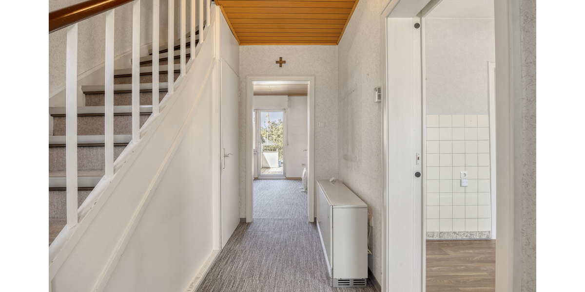 Flur EG 7